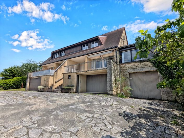 Image No.1-5 Bed House for sale