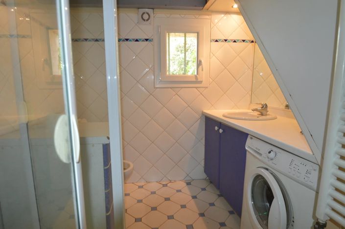 Image No.8-2 Bed Property for sale