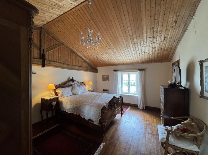 Image No.8-3 Bed House for sale