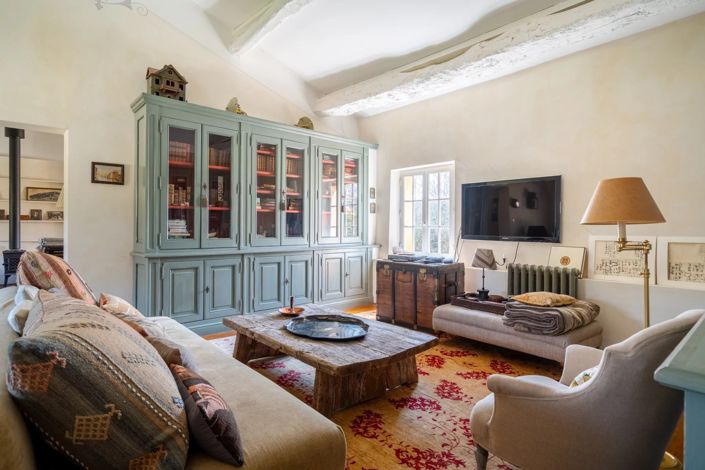 Image No.15-4 Bed House for sale