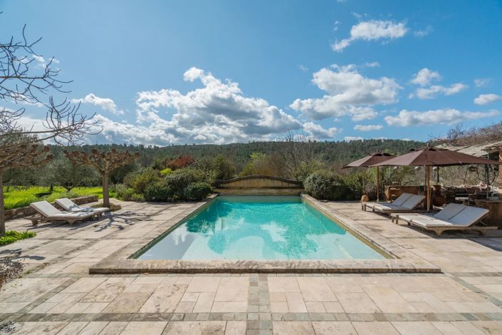 Image No.2-4 Bed House for sale