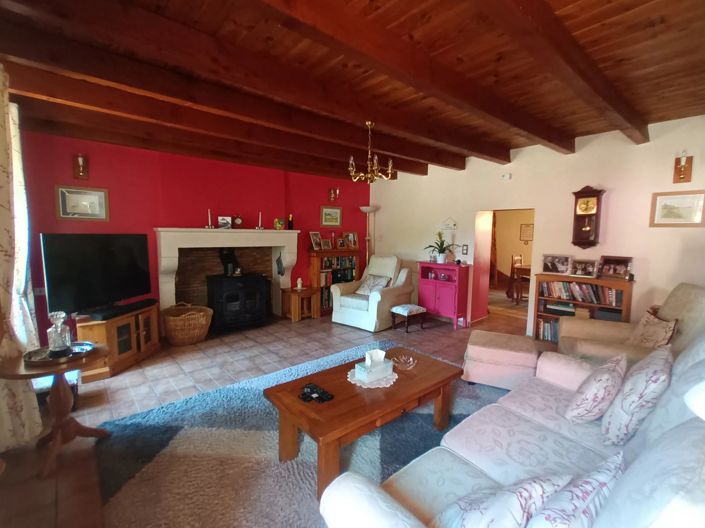 Image No.10-3 Bed Village House for sale