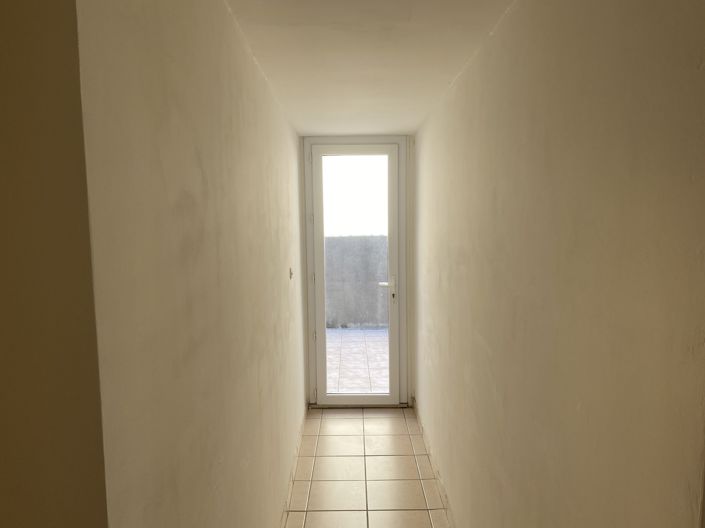 Image No.12-3 Bed House for sale