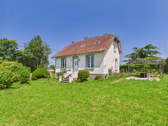 Image No.1-4 Bed Village House for sale