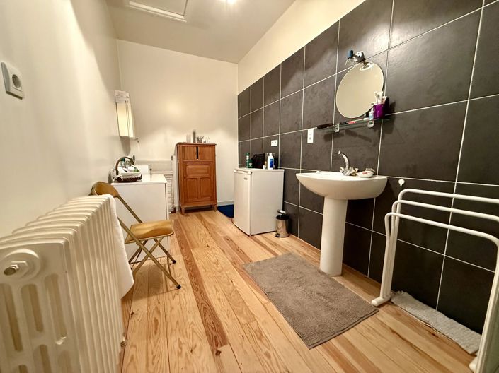 Image No.10-4 Bed House for sale