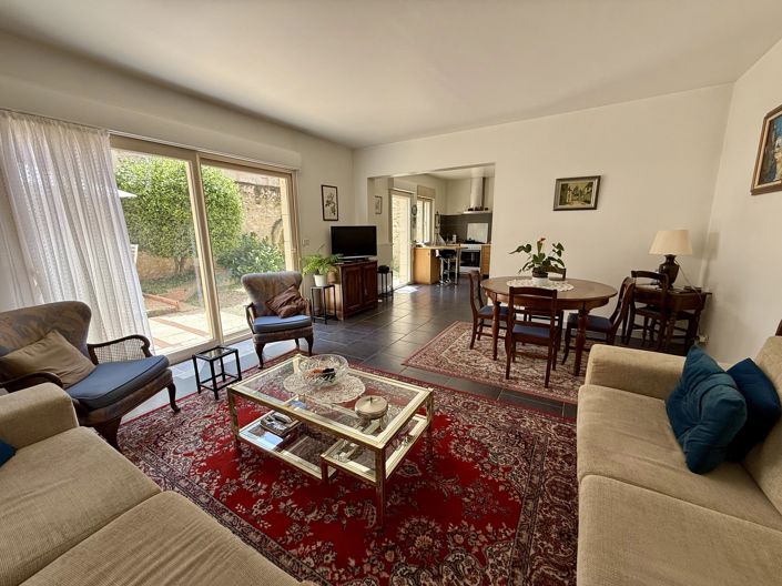 Image No.11-4 Bed House for sale