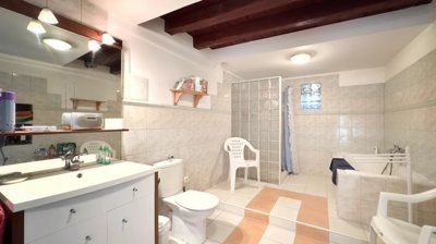 b4a856606331be81e8908e2c8fde4f9975e4270bb2192