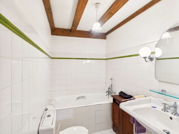 Image No.13-6 Bed House for sale