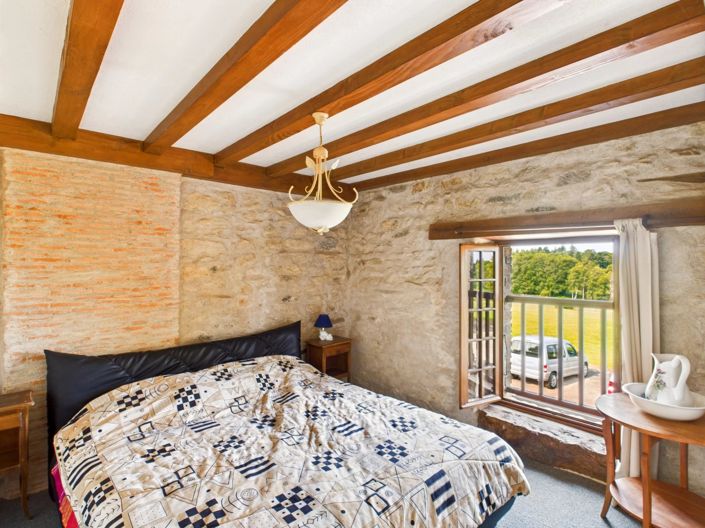 Image No.3-6 Bed House for sale