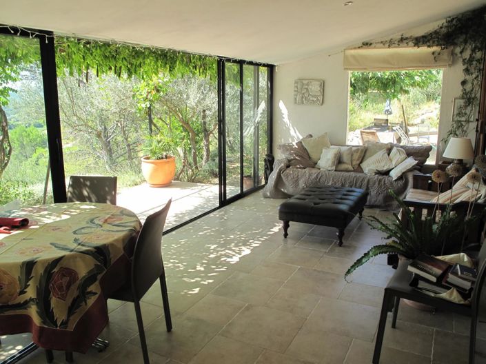 Image No.11-5 Bed House for sale