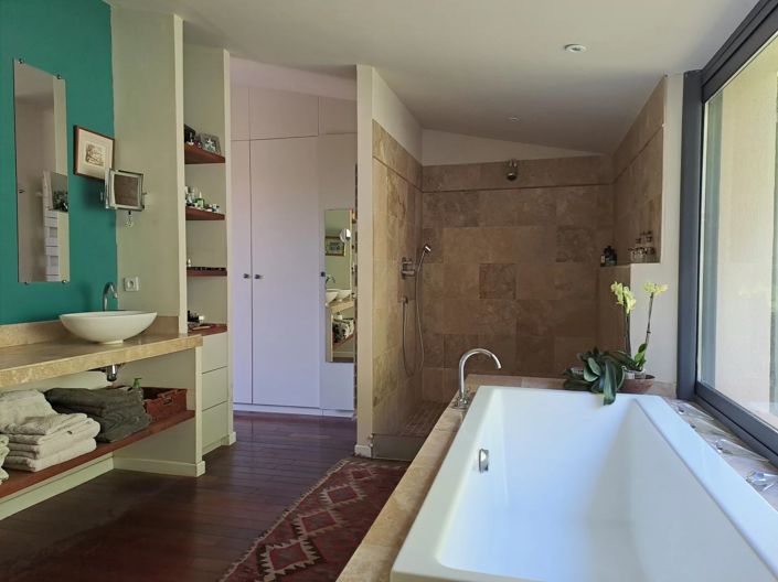 Image No.14-5 Bed House for sale