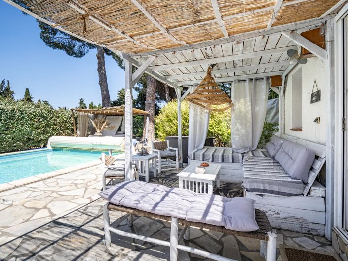 Image No.3-4 Bed House for sale