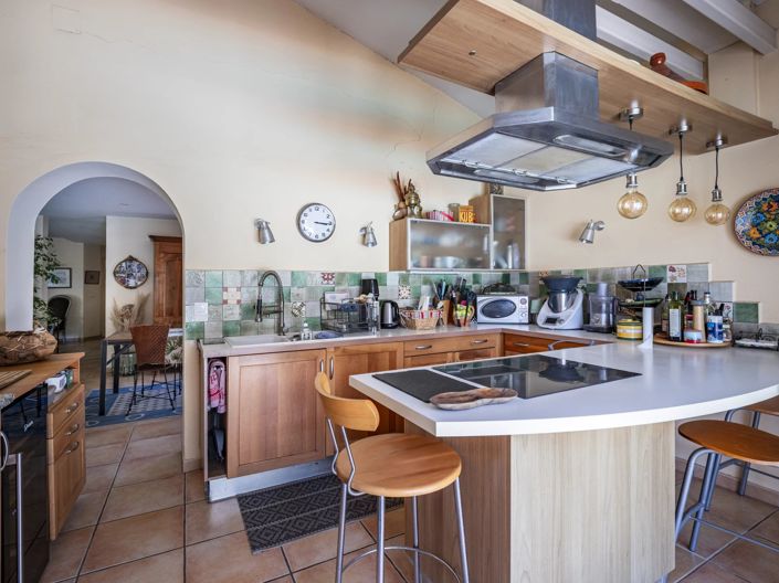 Image No.5-4 Bed House for sale