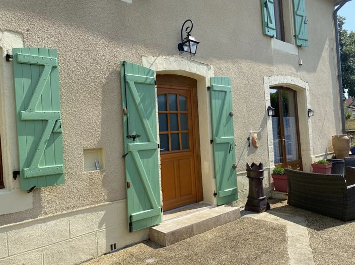 Image No.2-4 Bed House for sale