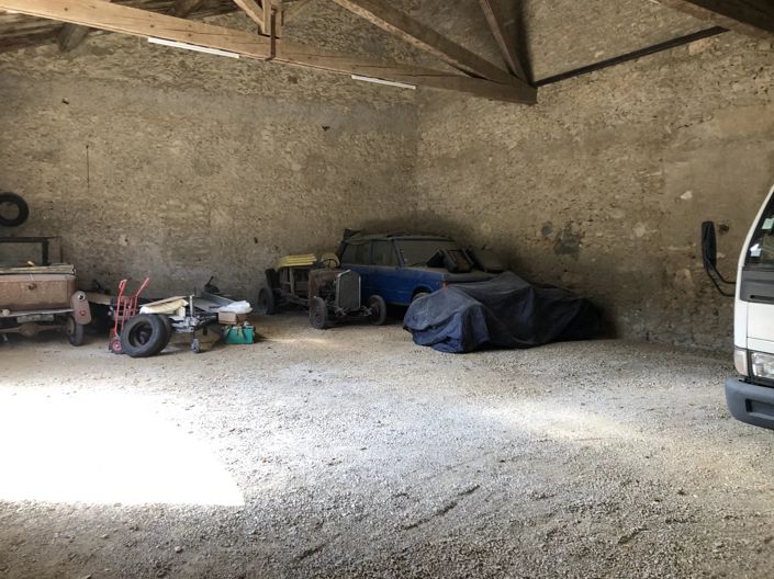 Image No.11-3 Bed House for sale