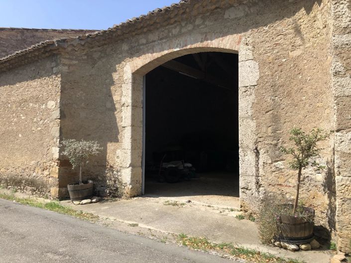 Image No.10-3 Bed House for sale