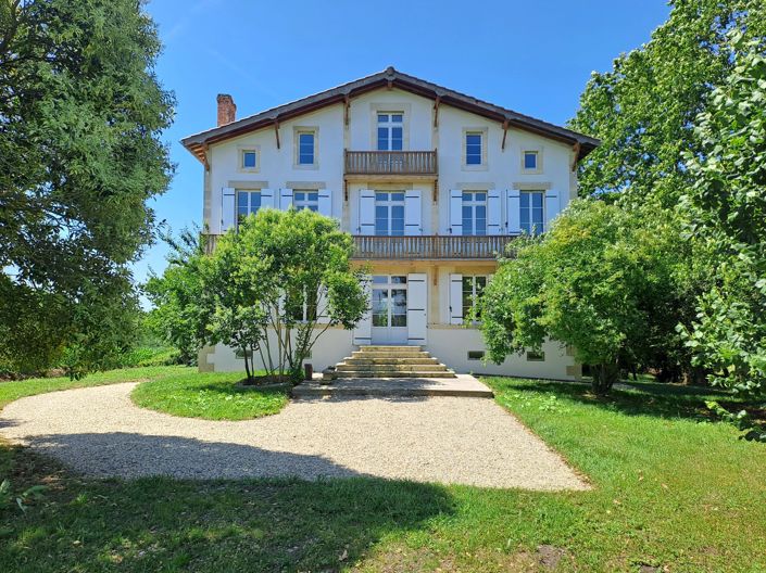 Image No.1-7 Bed House for sale
