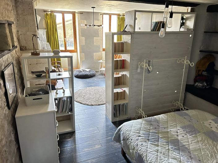 Image No.15-4 Bed Village House for sale