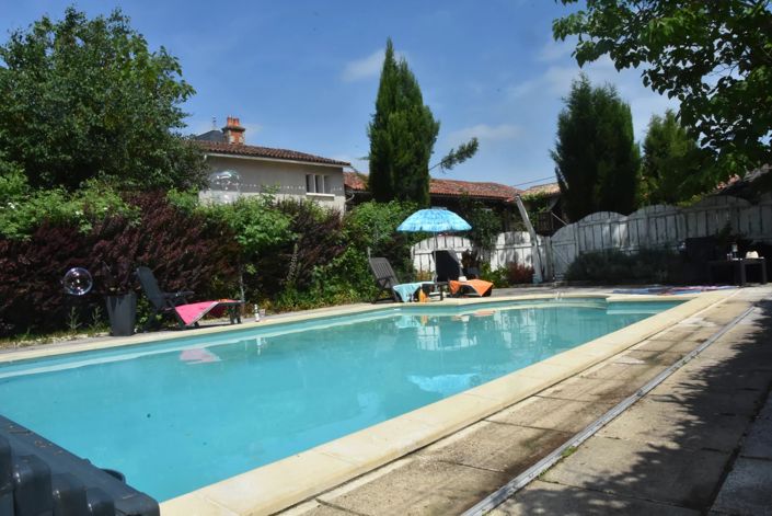 Image No.2-5 Bed House for sale