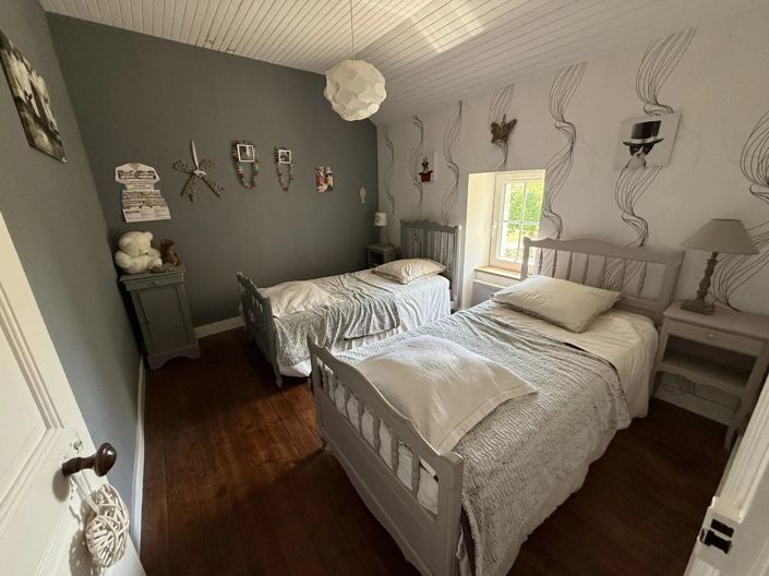 Image No.13-5 Bed House for sale