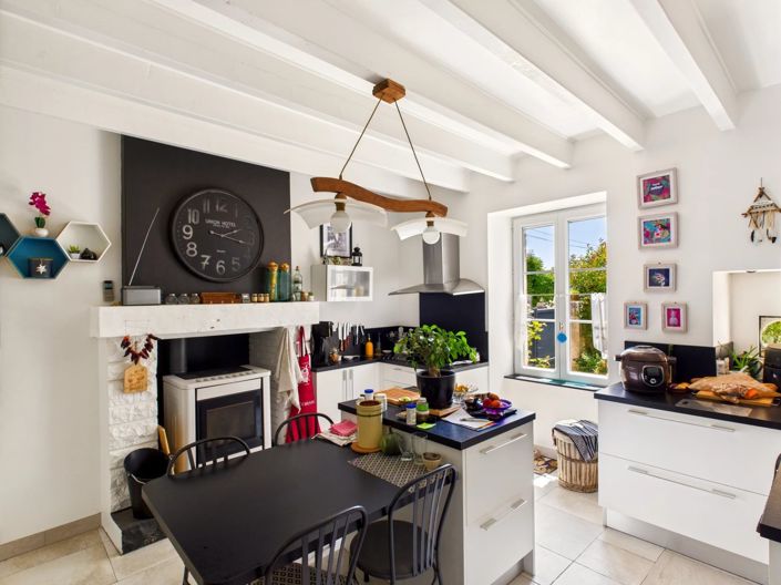 Image No.3-5 Bed House for sale