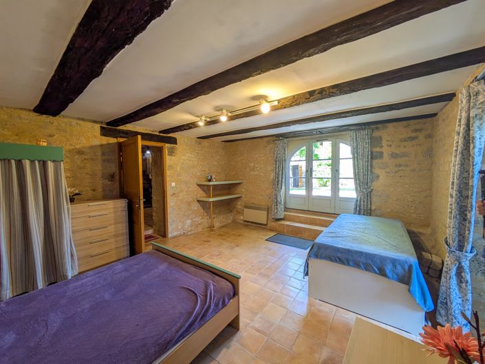 Image No.6-3 Bed House for sale