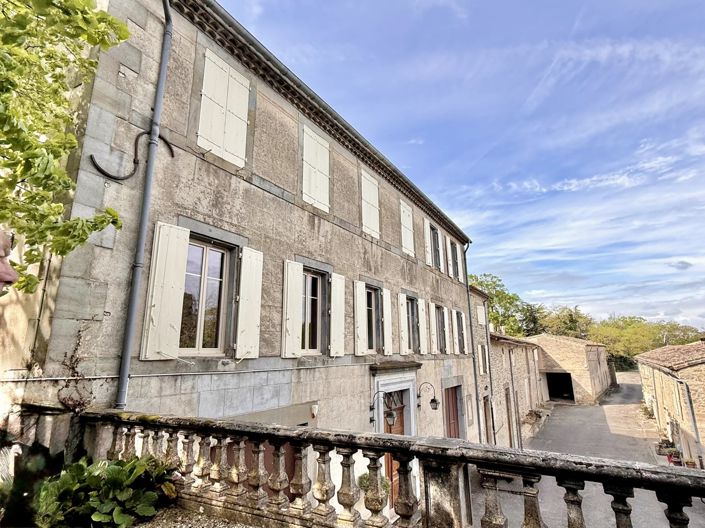 Image No.1-14 Bed House for sale