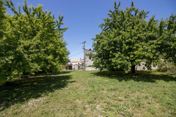 Image No.15-3 Bed House for sale