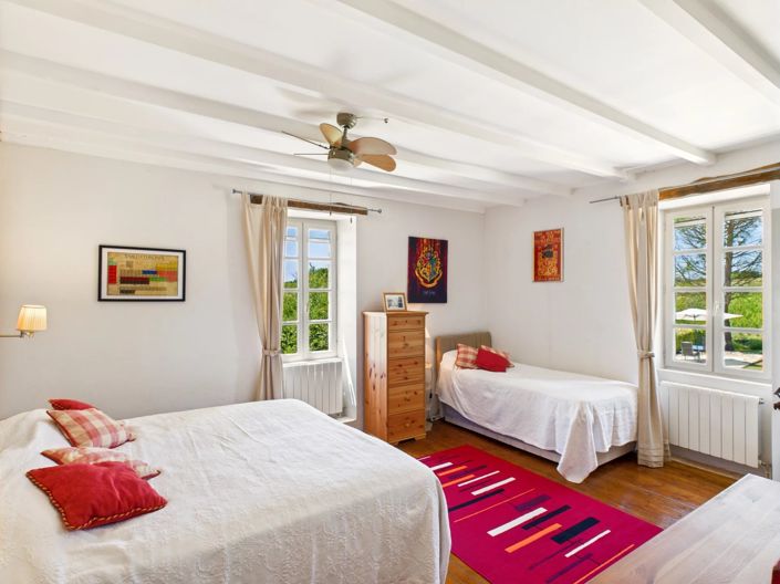 Image No.12-5 Bed House for sale