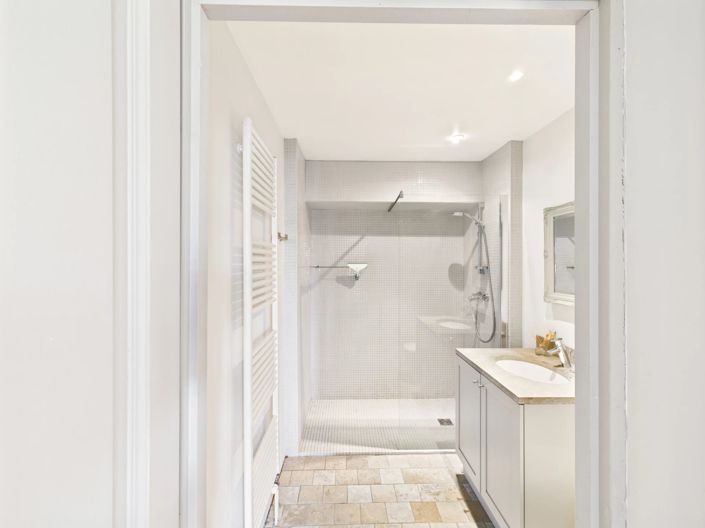 Image No.13-5 Bed House for sale