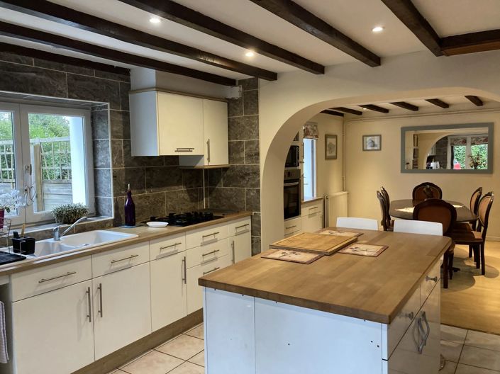 Image No.15-4 Bed House for sale