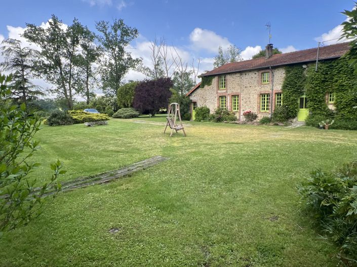 Image No.14-4 Bed Farmhouse for sale