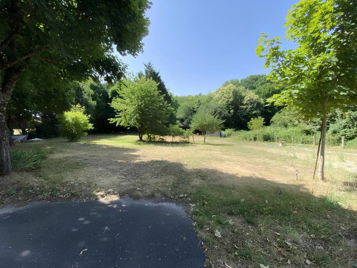 Image No.12-2 Bed House for sale