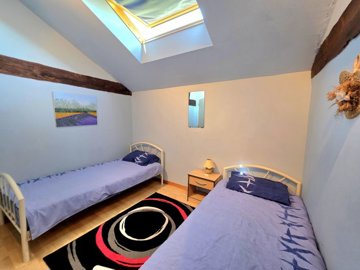 f943d1e32e728af797c085092e9b5247fc0e99621e384