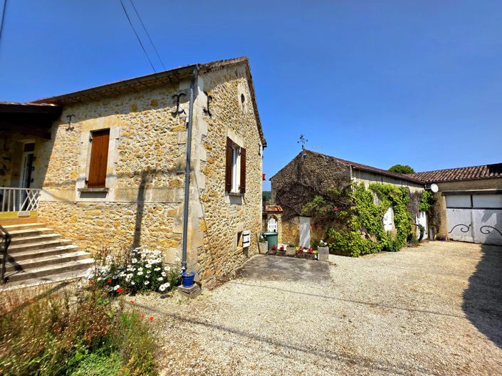 Image No.9-5 Bed House for sale