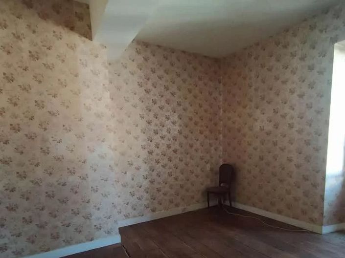 Image No.10-4 Bed House for sale