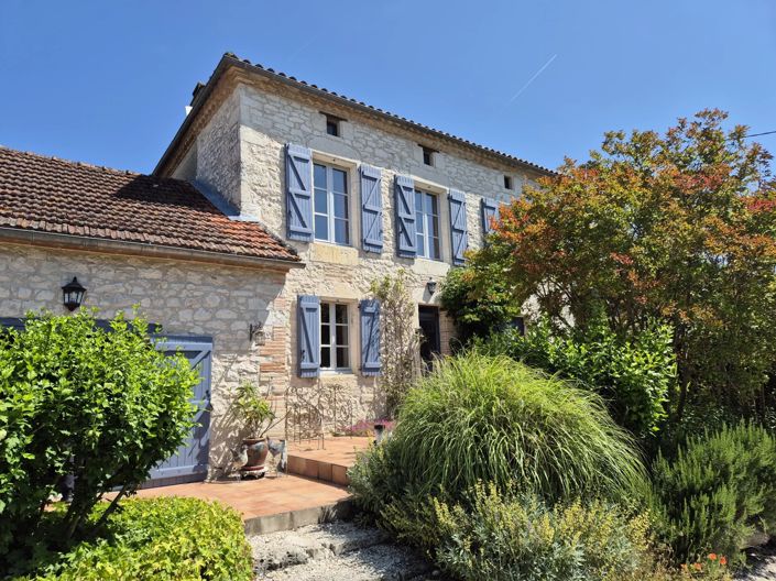 Image No.1-4 Bed House for sale