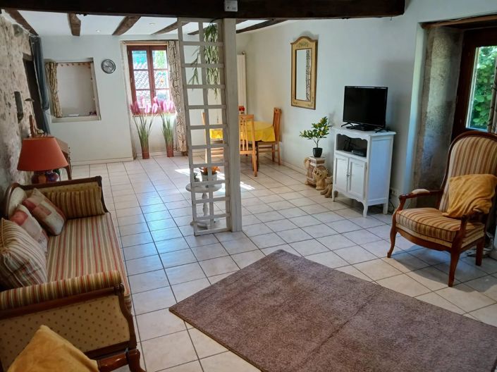 Image No.5-6 Bed House for sale