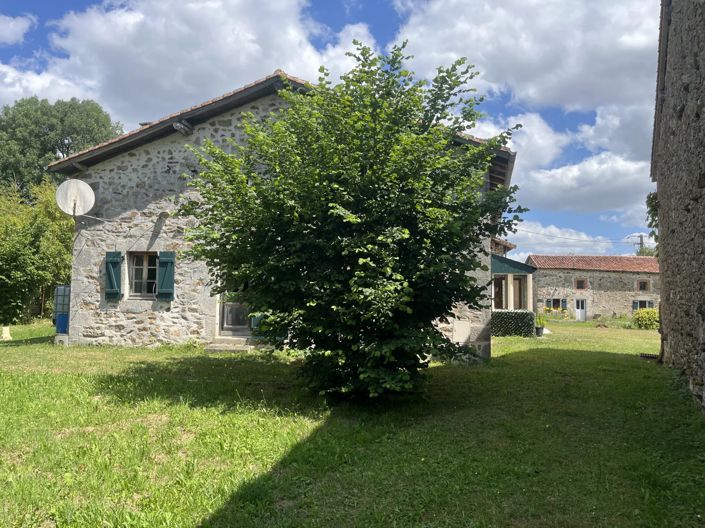 Image No.10-6 Bed House for sale