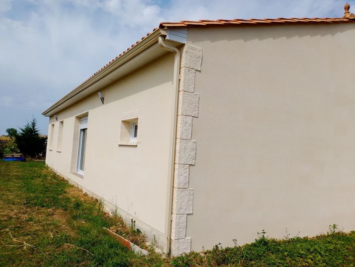 Image No.13-3 Bed House for sale