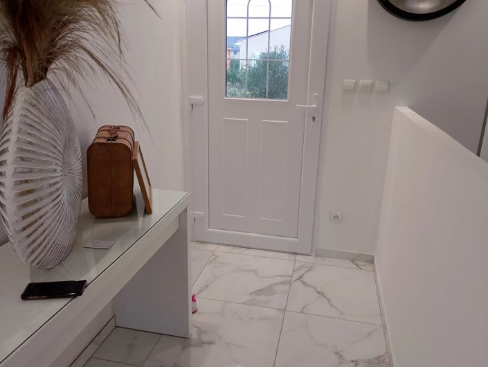 Image No.7-3 Bed House for sale