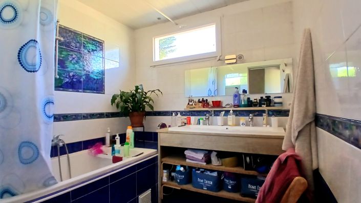 Image No.15-3 Bed House for sale