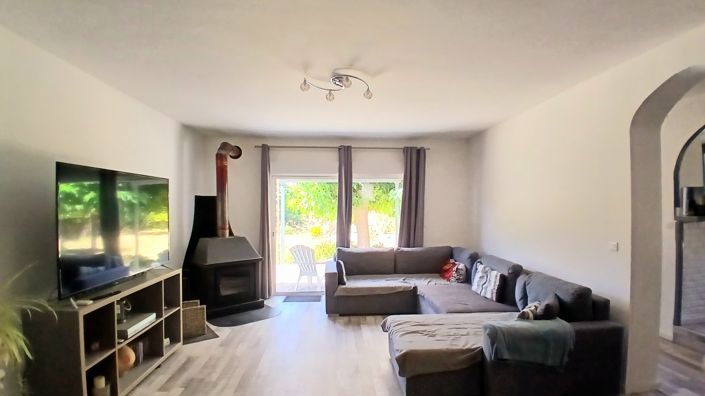 Image No.8-3 Bed House for sale