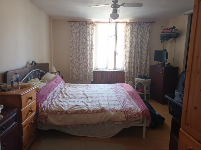 Image No.8-3 Bed Village House for sale