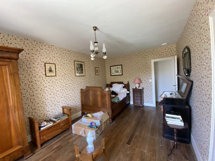 Image No.10-4 Bed House for sale