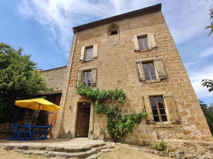 Image No.1-4 Bed House for sale