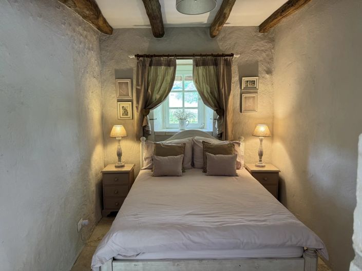 Image No.9-4 Bed House for sale