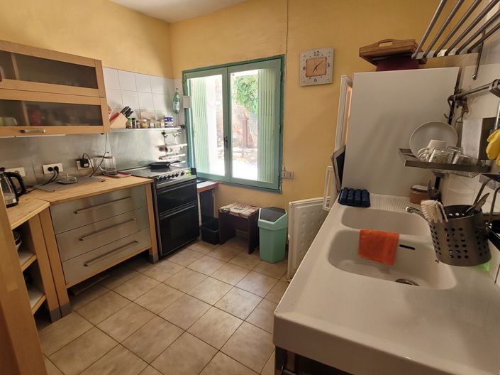 Image No.12-5 Bed House for sale