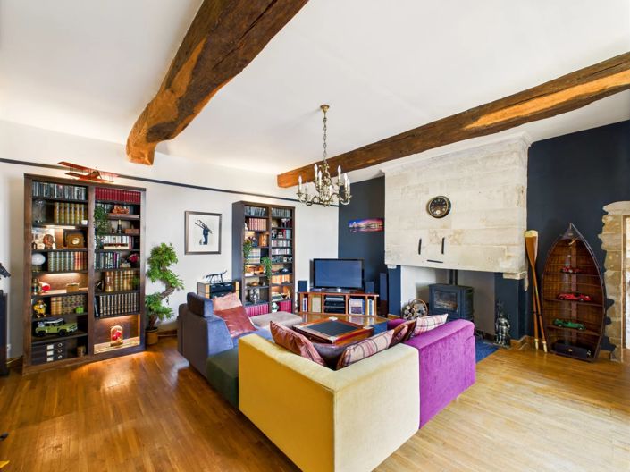 Image No.9-7 Bed House for sale