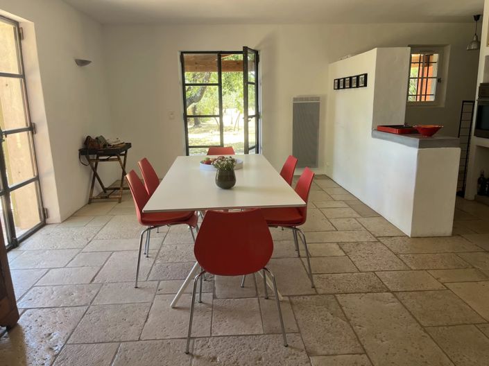 Image No.12-5 Bed House for sale